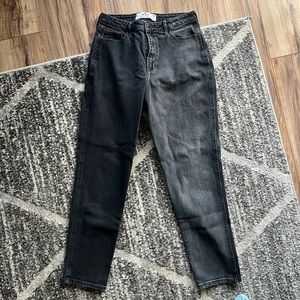 hollister mom jeans